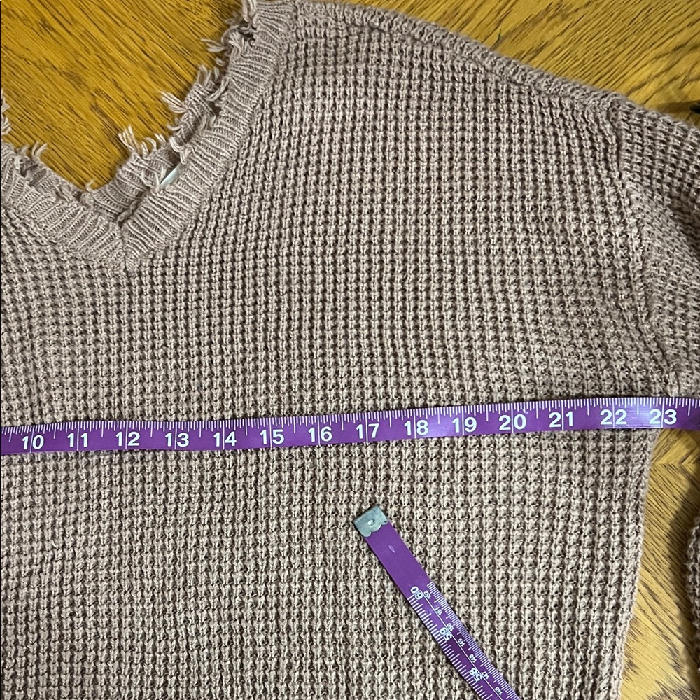 moon & madison Frayed Pinkish Tan V-Neck Sweater - Picture 5 of 7